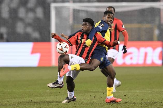 Nice s Issiaga Camara and Union s Noah Sadiki fight for the ball during a soccer game between Belgian soccer team Royale Union Saint-Gilloise and French OGC Nice, on Thursday 12 December 2024 in Brussels, on day 6 8 of the League phase of the UEFA Europa League tournament. BRUNOxFAHY  x108095278x