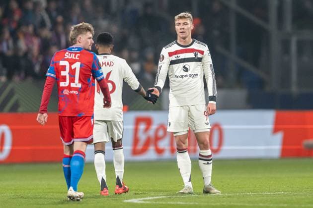 Rasmus Hojlund a goal celebrate during UEFA Europa league match, Viktoria Pilsen - Manchester United, ManU , 12. november 2024, Doosan Arena, Pilsen, Czech republic Copyright: xMICHALxFAJT,ZOSPORTU.SKx DSC_6119