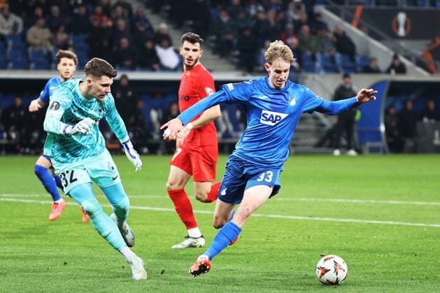 12 12 2024, xtvx, Football UEFA Europa League, TSG 1899 Hoffenheim FCSB Bucharest emspor, v l Goalkeeper Stefan Tarnovanu FC Steaua Bucharest Max Moerstedt TSG 1899 Hoffenheim DFL DFB REGULATIONS PROHIBIT ANY USE OF PHOTOGRAPHS as IMAGE SEQUENCES and or QUASI VIDEO Sinsheim