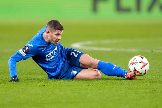 Andrej Kramaric Hoffenheim, 27 , on the ball, cropped, full body, single image, single photo, action, action, 12 12 2024, Sinsheim Germany , Football, UEFA Europa League, group stage, TSG 1899 Hoffenheim FCSB Bucharest, REGULATIONS PROHIBIT ANY USE OF PHOTOGRAPHS AS IMAGE SEQUENCES AND OR QUASI VIDEO xozx