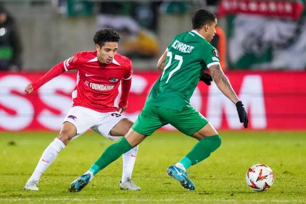2024-12-12 Ludogorets v AZ Alkmaar - UEFA Europa League 2024 25 League Phase MD6 RAZGRAD, BULGARIA - DECEMBER 12: Ro-Zangelo Daal of AZ and Erick Marcus of Ludogoretsl battle for possession during a UEFA Europa League 2024 25 League Phase MD6 match between Ludogorets and AZ Alkmaar at Huvepharma Arena on December 12, 2024 in Razgrad, Bulgaria. Razgrad Huvepharma Arena Bulgaria Content not available for redistribution in The Netherlands directly or indirectly through any third parties. Copyright: xEdxvanxdexPolx