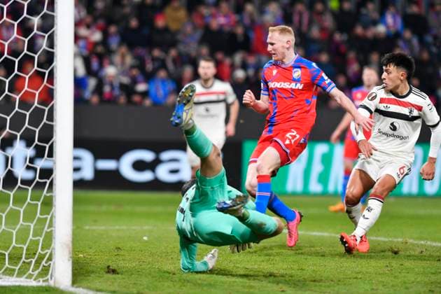 (L-R) Goalkeeper of Plzen Martin Jedlicka, Vaclav Jemelka of Plzen and Lisandro Martinez of Manchester in action during the football Europa League 6th round match Viktoria Plzen vs Manchester United, ManU in Pilsen, Czech Republic, December 12, 2024. (CTKxPhoto MiroslavxChaloupka) CTKPhotoP2024121208020  CTKPhotoP2024121208020