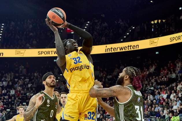 EuroLeague Basketball, FC Bayern Munich Basketball vs Maccabi Playtika Tel Aviv, Munich FC Bayern Basketball, Tel Aviv Maccabi Playtika, 2024 12 12 in Munich SAP Garden GABRIEL WENYEN Maccabi Playtika Tel Aviv MTA32F sportworld Munich SAP Garden Bayern Germany