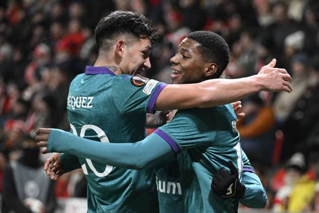 Nilson Angulo of Anderlecht, right, celebrates a goal during the football Europa League 6th round match Slavia Praha vs Anderlecht in Prague, Czech Republic, December 12, 2024. (CTKxPhoto KaterinaxSulova) CTKPhotoP2024121208139  CTKPhotoP2024121208139