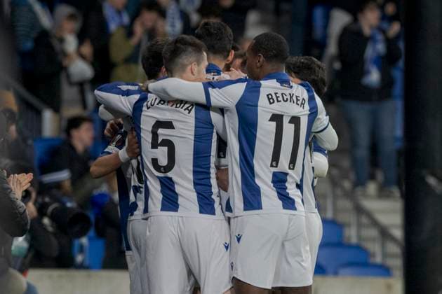 2024 25 UEFA Europa League Players of Real Sociedad celebrate scoring their side s first goal during the Europa League 2024 25 League Phase match between Real Sociedad and FC Dynamo Kyiv at Reale Arena. Donostia - San Sebastian. (Basque Country) December 12, 2024. (Gari Garaialde Bostok Photo) Donostia Gipuzkoa Spain Editorial Use Only  Copyright: xGarikoitzxGaraialdex xBostokxPhotox Bostok Photo GarixGaraialdex 0784845716st