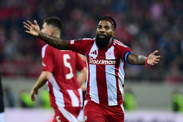 Rodinei of Olympiacos in action during the UEFA Europa League league phase matchday 6 soccer match between Olympiacos and Twente held at Stadium Georgios Karaiskakis in Piraeus, Greece, 12 December 2024. IMAGO ONE INCH PRODUCTIONS PIRAEUS Greece Copyright: xOnexInchxProductionsx 6406883