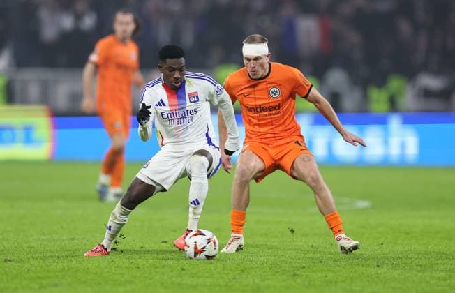 12 12 2024, Football UEFA Europa League, Olympique Lyon Eintracht Frankfurt, emonline, emspor, v l , Ernest Nuamah Olympique Lyon , Rasmus Kristensen Eintracht Frankfurt DFL DFB REGULATIONS PROHIBIT ANY USE OF PHOTOGRAPHS AS IMAGE SEQUENCES AND OR QUASI VIDEO xdcx Copyright: HMBxMedia Claus