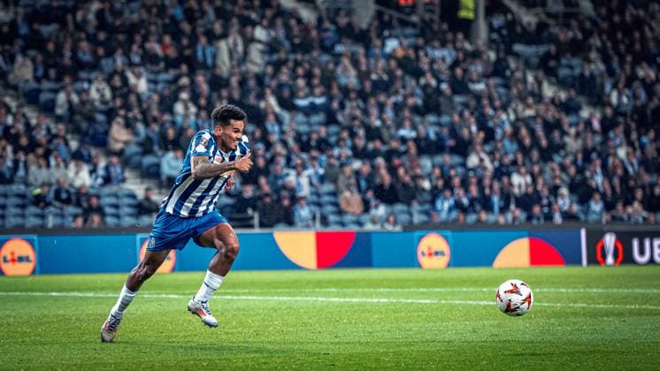 FC Porto vs FC Midjtjiland no jogo para a Uefa Europe League (Fotografia por Smileshutter8 AvantSports) Copyright: xSmileShutter8 AvantSportsx