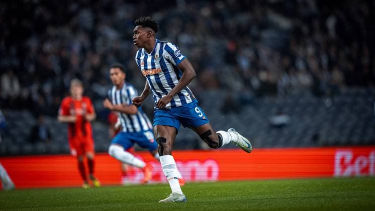 FC Porto vs FC Midjtjiland Samu Aghehowa do Futebol Clube do Porto no jogo para a Uefa Europe League (Fotografia por Smileshutter8 AvantSports) Copyright: xSmileShutter8 AvantSportsx