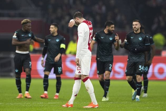 AMSTERDAM - Wout Weghorst of Ajax disappointment after going 1-3 during the UEFA Europa League match between AFC Ajax Amsterdam and SS Lazio Roma at the Johan Cruijff ArenA on Dec. 12, 2024 in Amsterdam, Netherlands. ANP KOEN VAN WEEL UEFA Europa League 2024 25 League Phase MD6 2024 25 xVIxANPxSportx xxANPxIVx 515564369 originalFilename: 515564369.jpg
