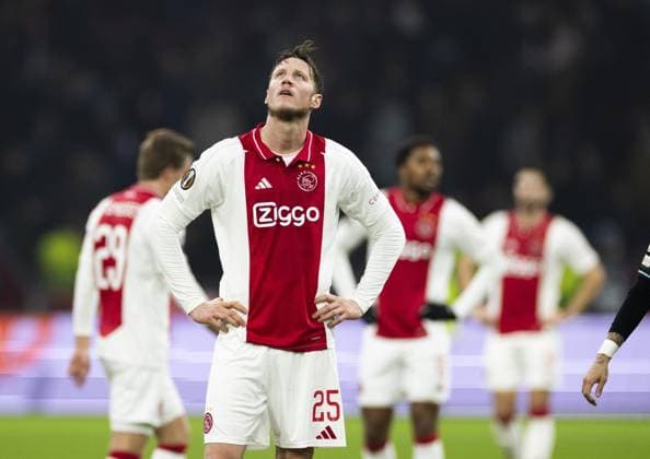 AMSTERDAM - Wout Weghorst of Ajax balks during the UEFA Europa League match between AFC Ajax Amsterdam and SS Lazio Roma at the Johan Cruijff ArenA on Dec. 12, 2024 in Amsterdam, Netherlands. ANP KOEN VAN WEEL UEFA Europa League 2024 25 League Phase MD6 2024 25 xVIxANPxSportx xxANPxIVx 515564610 originalFilename: 515564610.jpg