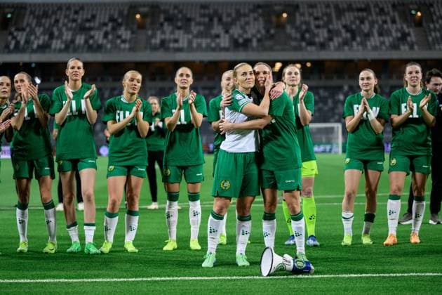 241212 Ellen Gibson and Jonna Andersson of Hammarby are celebrated as they played their last game for the club during the UEFA Women s Champions League football match between Hammarby and Barcelona on December 12, 2024 in Stockholm Photo Jesper Zerman BILDBYRAN kod JZ JZ0598 fotboll football soccer fotball uefa womens champions league hammarby barcelona dam bbeng  Copyright: JESPERxZERMAN BB241212JZ084
