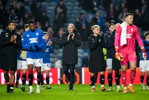 Rangers manager Philippe Clement applauds the fans as the team walk round the pitch at full-time. Final score Rangers 1 Tottenham Hotspur 1. Rangers v Tottenham Hotspur, UEFA Europa League, Group Stage, Football, Ibrox Stadium, Glasgow, Scotland - 12 Dec 2024 EDITORIAL USE ONLY No use with unauthorised audio, video, data, fixture lists, club league logos or live services. Online in-match use limited to 120 images, no video emulation. No use in betting, games or single club league player publications.  Copyright: xStuartxWallace Shutterstockx 14985154bh