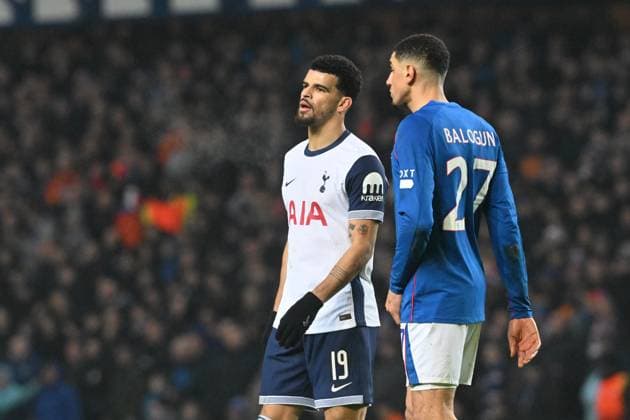 Rangers v Tottenham Hotspur UEFA Europa League Leon Balogun of Rangers and Dominic Solanke of Tottenham Hotspur during the UEFA Europa League match at Ibrox Stadium, Glasgow UK Newspapers OUT Copyright: xJamiexJohnstonx FIL-21079-0118
