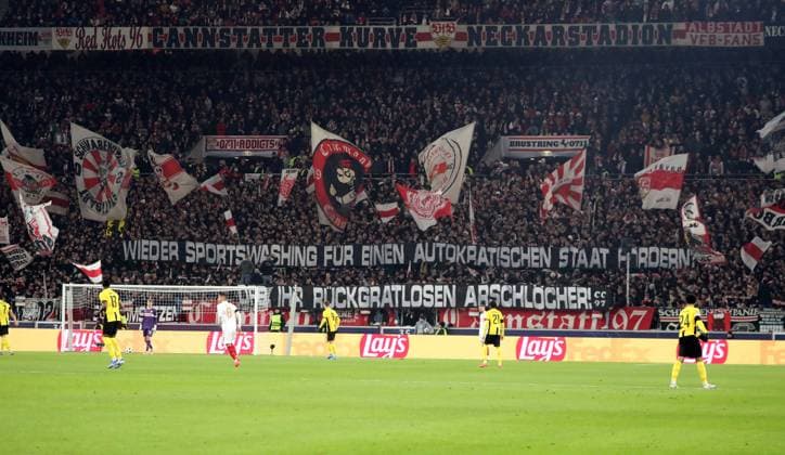11 12 24 VfB Stuttgart Young Boys Bern Germany, Stuttgart, 11 12 2024, Football, UEFA Champions League, VfB Stuttgart Young Boys Bern VfB Stuttgart Fans Ultras Cannstatter Kurve Poster Protest DFB Vote for World Cup Saudi Arabia 2034