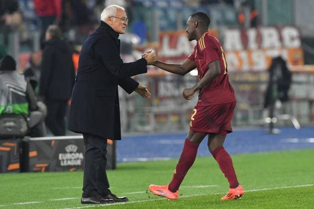 Soccer, Europa League first qualifying round, Roma v Sporting Braga Saud Abdulhamid of AS Roma,celebrates scoring his goal with Roma Coach Claudio Ranieri, reacts during the Europa League phase Matchday 6 between Roma v Sporting Braga at Olympic stadium, Italy, Dec 12nd,, 2024. Imago-Image Emmefoto Copyright: xImago-Image Emmefotox