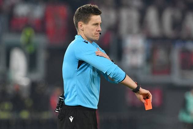 Soccer, Europa League first qualifying round, Roma v Sporting Braga Referee Daniel Siebert during the Europa League phase Matchday 6 between Roma v Sporting Braga at Olympic stadium, Italy, Dec 12nd,, 2024. Imago-Image Emmefoto Copyright: xImago-Image Emmefotox