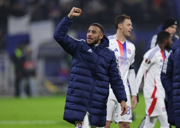 12 12 2024, Football UEFA Europa League, Olympique Lyon Eintracht Frankfurt, emonline, emspor, v l , Corentin Tolisso Olympique Lyon jubilantly cheering jubilantly cheering DFL DFB REGULATIONS PROHIBIT ANY USE OF PHOTOGRAPHS AS IMAGE SEQUENCES AND OR QUASI VIDEO xdcx Copyright: HMBxMedia Claus