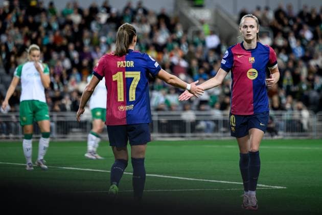 241212 Ewa Pajor and Caroline Graham Hansen of Barcelona during the UEFA Women s Champions League football match between Hammarby and Barcelona on December 12, 2024 in Stockholm Photo Jesper Zerman BILDBYRAN kod JZ JZ0598 fotboll football soccer fotball uefa womens champions league hammarby barcelona dam bbeng  Copyright: JESPERxZERMAN BB241212JZ113