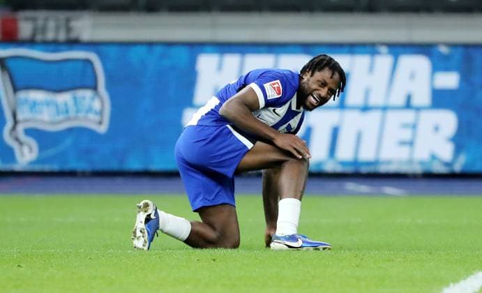 Deyovaisio Zeefuik single image cropping action sport soccer soccer DFL 2 Bundesliga men 16 matchday season 2024 2025 13 12 2024 Hertha BSC Berlin vs Preußen Münster DFL regulations prohibit any use of photographs as image sequences and or quasi video