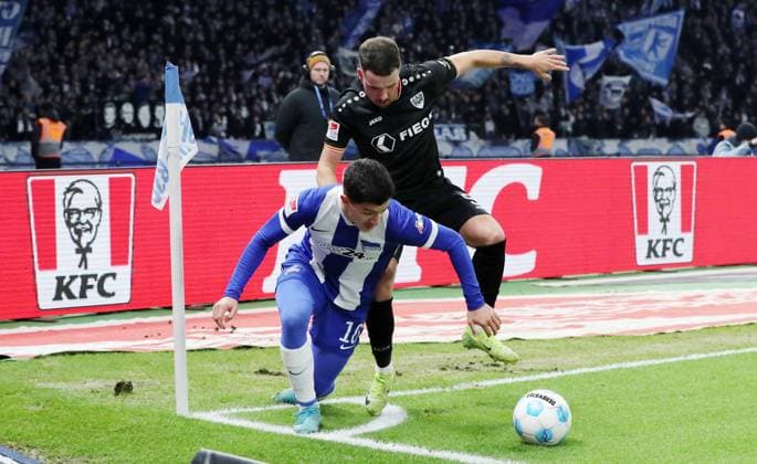 Ibrahim Maza, Yassine Bouchama duel Match scene Action Sport Soccer Football DFL 2 Bundesliga Men 16 Matchday Season 2024 2025 13 12 2024 Hertha BSC Berlin vs Preußen Münster DFL regulations prohibit any use of photographs as image sequences and or quasi video