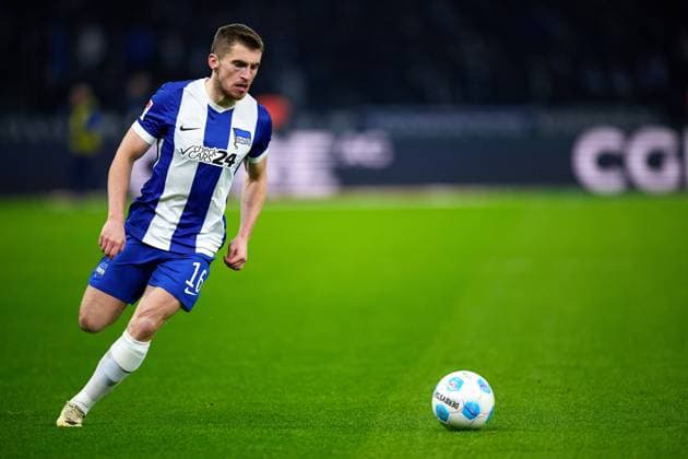 JonJoe Kenny Hertha BSC, 16 , GER, Hertha BSC vs SC Preussen Muenster, Soccer Men, 2 Bundesliga, Season 2024 2025, 16 Matchday, 13 12 2024 DFL REGULATIONS PROHIBIT ANY USE OF PHOTOGRAPHS AS IMAGE SEQUENCES AND OR QUASI VIDEO GER, Hertha BSC vs SC Preussen Muenster, Soccer Men, 2 Bundesliga, Season 2024 2025, 16 Matchday, 13 12 2024 Berlin Copyright: xEibner-Pressefotox xClaudiusxRauchx EP_CRH