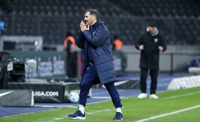 Coach Cristian Fiel disappointed Disappointment Sport Football Soccer DFL 2 Bundesliga Men 16 Matchday Season 2024 2025 13 12 2024 Hertha BSC Berlin vs Preußen Münster DFL regulations prohibit any use of photographs as image sequences and or quasi video