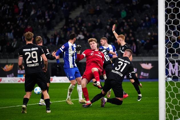Johannes Schenk SC Preussen Muenster, 01 , GER, Hertha BSC vs SC Preussen Muenster, Soccer Men, 2 Bundesliga, Season 2024 2025, Matchday 16, 13 12 2024 DFL REGULATIONS PROHIBIT ANY USE OF PHOTOGRAPHS AS IMAGE SEQUENCES AND OR QUASI VIDEO GER, Hertha BSC vs SC Preussen Muenster, Soccer Men, 2 Bundesliga, Season 2024 2025, Matchday 16, 13 12 2024 Berlin Copyright: xEibner-Pressefotox xClaudiusxRauchx EP_CRH