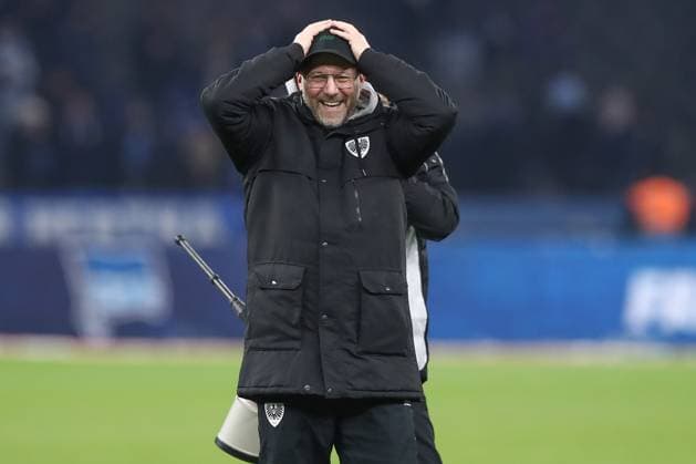 13 12 2024, xtgx, Soccer 2 Bundesliga, Hertha BSC Berlin Preussen Muenster emspor, v l Sascha Hildmann Muenster, coach cheering about the victory, cheering after the match DFL DFB REGULATIONS PROHIBIT ANY USE OF PHOTOGRAPHS as IMAGE SEQUENCES and or QUASI VIDEO Berlin