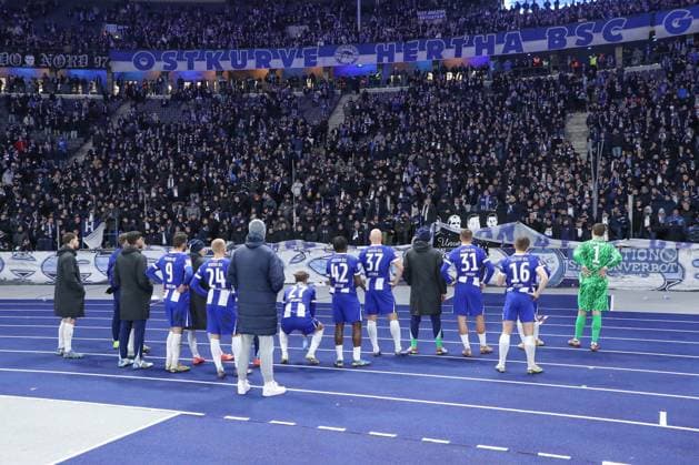 13 12 2024, xtgx, Fussball 2 Bundesliga, Hertha BSC Berlin Preussen Muenster emspor, v l Hertha BSC enttaeuscht, schaut enttaeuscht, niedergeschlagen, disappointed DFL DFB REGULATIONS PROHIBIT ANY USE OF PHOTOGRAPHS as IMAGE SEQUENCES and or QUASI VIDEO Berlin