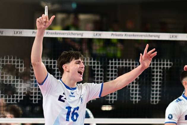 Volleyball I Mens I Season 2024 2025 I Bundesliga I 12 Matchday I SVG Lüneburg VfB Friedrichshafen I 13 12 2024 Release, jubilation, enthusiasm, euphoria, joy, happiness, cheerfulness at Simon Kohn 16, VfB Friedrichshafen Lüneburg LKH Arena Niedersachsen Germany Copyright: xLobeca AndreasxHannigx
