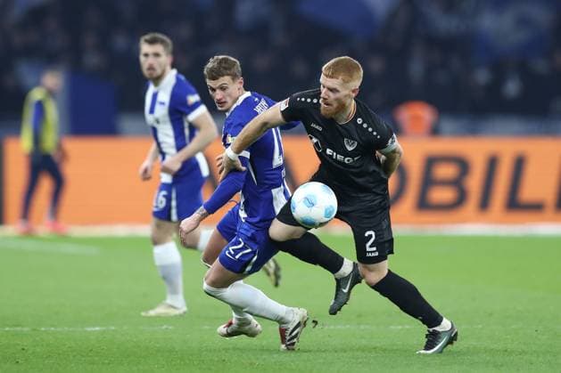 13 12 2024, xtgx, Soccer 2 Bundesliga, Hertha BSC Berlin SC Preussen Muenster emspor, v l Michael Cuisance Hertha, 27 , Mikkel Kirkesov Münster, 2 DFL DFB REGULATIONS PROHIBIT ANY USE OF PHOTOGRAPHS as IMAGE SEQUENCES and or QUASI VIDEO Berlin