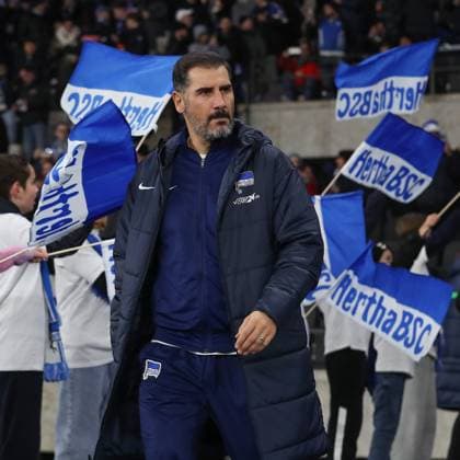 13 12 2024, xtgx, Soccer 2 Bundesliga, Hertha BSC Berlin SC Preussen Muenster emspor, v l Cristian Fiel Hertha, Coach DFL DFB REGULATIONS PROHIBIT ANY USE OF PHOTOGRAPHS as IMAGE SEQUENCES and or QUASI VIDEO Berlin