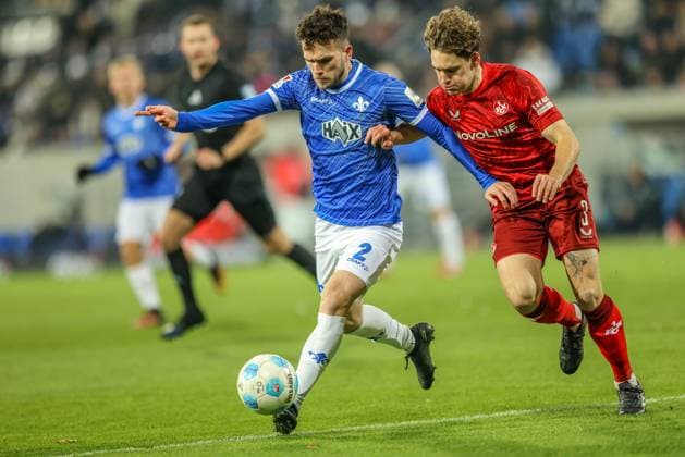 GER, Darmstadt, SV Darmstadt 98 vs 1 FC Kaiserlautern, 2 Bundesliga, Football, DFB, Season 2024 2025, Merck Stadion am Böllenfalltor, Matchday 16, pictured from l Sergio Lopez SV Darmstadt 98 2 , Erik Wekesser 1 FC Kaiserslautern 3 DFB DFL REGULATIONS PROHIBIT ANY USE OF PHOTOGRAPHS AS IMAGE SEQUENCES AND OR QUASI VIDEO, 14 12 2024, Copyright: HMBxMedia HendrikxHamelau