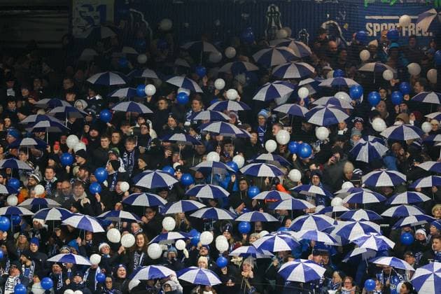 2024 12 14 xJFAx 2 Bundesliga SV Darmstadt 98 1 FC Kaiserslautern v l , SV Darmstadt 98 Choreography of Frankfurt Fans Fans,Mood, Scarves, Shirts, Emotions with Blue White Umbrellas DFL DFB REGULATIONS PROHIBIT ANY USE OF PHOTOGRAPHS as IMAGE SEQUENCES and or QUASI VIDEO Copyright: JoaquimxFerreira