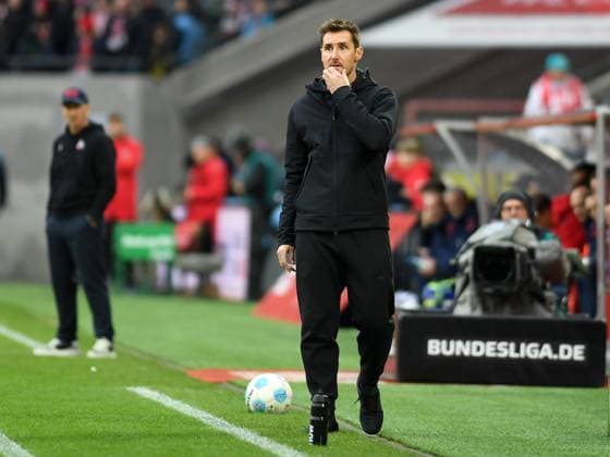 Coach Miroslav Klose 1 FC Nuernberg gestures during the 2 Bundesliga match between 1 FC Köln and 1 FC Nürnberg at RheinEnergieStadion on December 15, 2024 in Cologne, Germany, Germany Photo by Ralf Treese DeFodi Images Coach Miroslav Klose 1 FC Nuernberg gestures during the 2 Bundesliga match between 1 FC Köln and 1 FC Nürnberg at RheinEnergieStadion on December 15, 2024 in Cologne, Germany Photo by Ralf Treese DeFodi Images DFB DFL REGULATIONS PROHIBIT ANY USE OF PHOTOGRAPHS AS IMAGE SEQUENCES AND OR QUASI VIDEO Defodi 521 KOEFCN20241215 011 Defodi-521 DFB DFL REGULATIONS PROHIBIT ANY USE OF PHOTOGRAPHS AS IMAGE SEQUENCES AND OR QUASI-VIDEO.