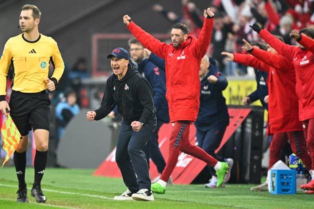 Koeln, Rheinenergiestadion, 15 12 24, GER, Herren, 2 Bundesliga, Saison 2024 2025, 1 FC Koeln 1 FC Nuernberg Bild Trainer Gerhard STRUBER Koeln jubilates after the goal for 3 0 by Denis HUSEINBASIC Koeln DFL regulations prohibit any use of photographs as image sequences and or quasi video NRW Germany