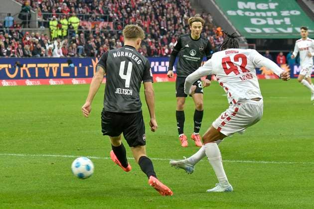 Damion Downs Koeln 42 scores the goal for 1 0 15 12 2024 Soccer 1 FC Koeln vs 1 FC Nuernberg, Rheinenergiestadion, Koeln, DFB DFL REGULATIONS PROHIBIT ANY USE OF PHOTOGRAPHS AS IMAGE SEQUENCES AND OR QUASI VIDEO NRW Germany Copyright: xpepphotox xSaschaxWeizx pep00321, pep_20241215_hm_0018