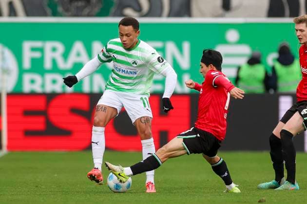 Roberto Massimo SpVgg Greuther Fuerth and Hyunju Lee Hannover 96 battle for the ball, 2 Bundesliga, SpVgg Greuther Fuerth vs Hannover 96, Sportpark Ronhof Thomas Sommer, December 15, 2024 in Fuerth, Germany Photo by Marco Steinbrenner DeFodi Images Roberto Massimo SpVgg Greuther Fuerth and Hyunju Lee Hannover 96 battle for the ball, 2 Bundesliga, SpVgg Greuther Fürth vs Hannover 96, Sportpark Ronhof Thomas Sommer, December 15, 2024 in Fürth, Germany Photo by Marco Steinbrenner DeFodi Images DFB DFL REGULATIONS PROHIBIT ANY USE OF PHOTOGRAPHS AS IMAGE SEQUENCES AND OR QUASI VIDEO Defodi 700 fuerth hannover 20241215 030 Defodi-700 DFB DFL REGULATIONS PROHIBIT ANY USE OF PHOTOGRAPHS AS IMAGE SEQUENCES AND OR QUASI-VIDEO.