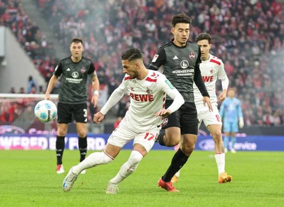 15 12 2024 Soccer season 2024 2025 2 Soccer Bundesliga 16 Matchday 1 FC Köln 1 FC Nürnberg FCN Club Sportfoto Zink DaMa xdaxmax DFL regulations prohibit any use of photographs as image sequences and or quasi video only for editorial use Leart Paqarada 17, FC Köln Jens Castrop 17, 1 FC Nürnberg FCN Denis Huseinbasic 8, FC Köln