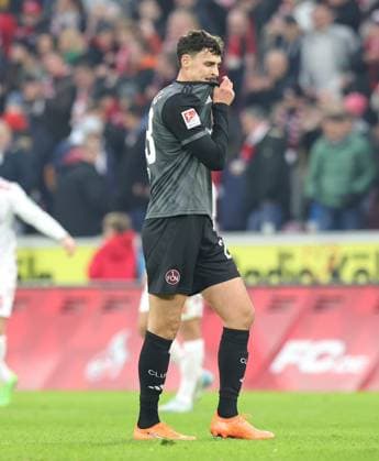 15 12 2024 Soccer season 2024 2025 2 Soccer Bundesliga 16 Matchday 1 FC Köln 1 FC Nürnberg FCN Club Sportfoto Zink DaMa xdaxmax DFL regulations prohibit any use of photographs as image sequences and or quasi video only for editorial use Janni Serra 23, 1 FC Nürnberg FCN disappointed Disappointment after the end of the match