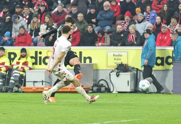 15 12 2024 Soccer season 2024 2025 2 Soccer Bundesliga 16 Matchday 1 FC Köln 1 FC Nürnberg FCN Club Sportfoto Zink DaMa xdaxmax DFL regulations prohibit any use of photographs as image sequences and or quasi video only for editorial use Eric Martel 6, FC Köln Janni Serra 23, 1 FC Nürnberg FCN