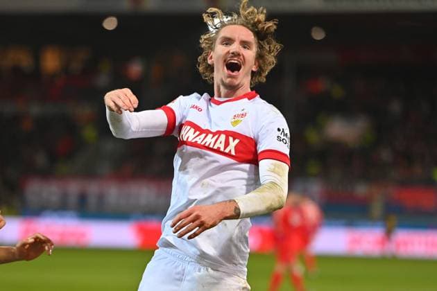 Goal celebration Nick WOLTEMADE VFB Stuttgart after goal to 1 3, cheering, joy, enthusiasm, action, single image, cropped single motif, half figure, half figure Football 1 Bundesliga season 2024 2025, 14 Matchday, Matchday14 1 FC Heidenheim VfB Stuttgart 13 on 15 12 2024, VOITH ARENA