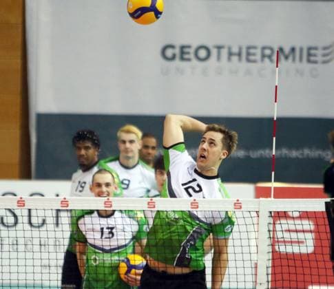 Thomas HEPTINSTALL Bitterfeld , He Volleyball, 1 Bundesliga, 2024 25, TSV Haching Muenchen vs VC Bitterfeld Wolfen, 15 12 24, Geothermie Arena, Unterhaching Copyright: WolfgangxFehrmann