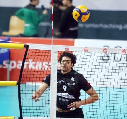 Maurice LEWIS FREGEAU Haching , He Volleyball, 1 Bundesliga, 2024 25, TSV Haching Muenchen vs VC Bitterfeld Wolfen, 15 12 24, Geothermie Arena, Unterhaching Copyright: WolfgangxFehrmann