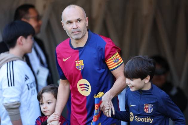 Sport Bilder des Tages Andres Iniesta (Barcelona legends), DECEMBER 14, 2024 - Football Soccer : AMUSE EL CLASICO in TOKYO presented by VITAS between FC Barcelona, Barca legends 2-1 Real Madrid legends at Ajinomoto Stadium in Tokyo, Japan. Noxthirdxpartyxsales  (276223127)
