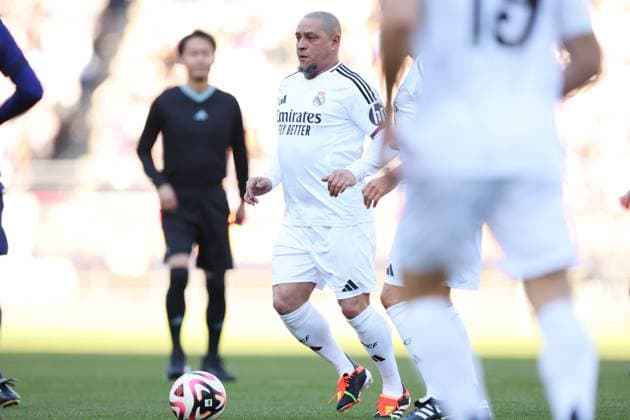 Roberto Carlos (Real Madrid legends), DECEMBER 14, 2024 - Football Soccer : AMUSE EL CLASICO in TOKYO presented by VITAS between FC Barcelona, Barca legends 2-1 Real Madrid legends at Ajinomoto Stadium in Tokyo, Japan. Noxthirdxpartyxsales  (276223138)
