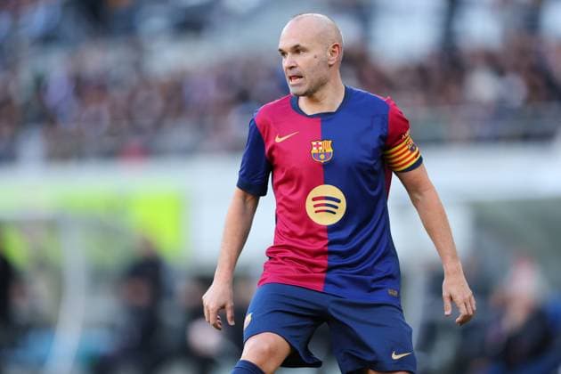 Andres Iniesta (Barcelona legends), DECEMBER 14, 2024 - Football Soccer : AMUSE EL CLASICO in TOKYO presented by VITAS between FC Barcelona, Barca legends 2-1 Real Madrid legends at Ajinomoto Stadium in Tokyo, Japan. Noxthirdxpartyxsales  (276223204)