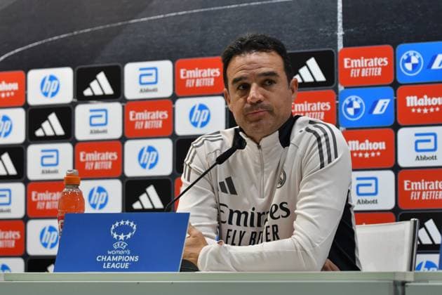 December 16, 2024, Valdebebas, Madrid, Spain: Coach ALBERTO TORIL Real Madrid CF during a press conference, PK, Pressekonferenz at Alfredo Di Stefano, Spain, on December 16. Valdebebas Spain - ZUMAc312 20241216_zsp_c312_001 Copyright: xOscarxManuelxSanchezx