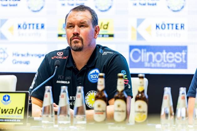 14 12 2024, GER, Handball, Men, Season 24 25, 1 Daikin Handball Bundesliga, 15 Matchday, ThSV Eisenach TVB Stuttgart Misha Kaufmann ThSV Eisenach,Coach 99817 Eisenach Werner Assmann Halle Am Sportp Thueringen Germany